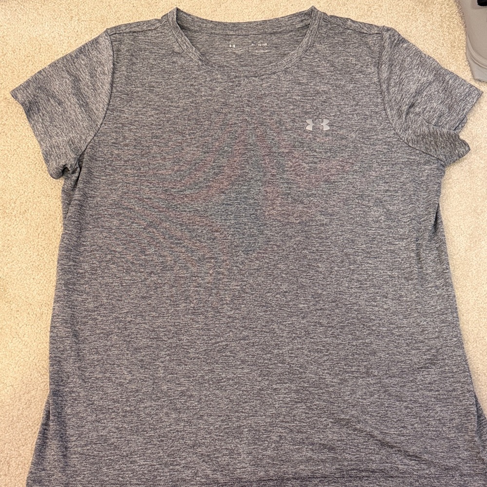 Under Armour Women's Heathered XL Gray Short Sleeve Tee